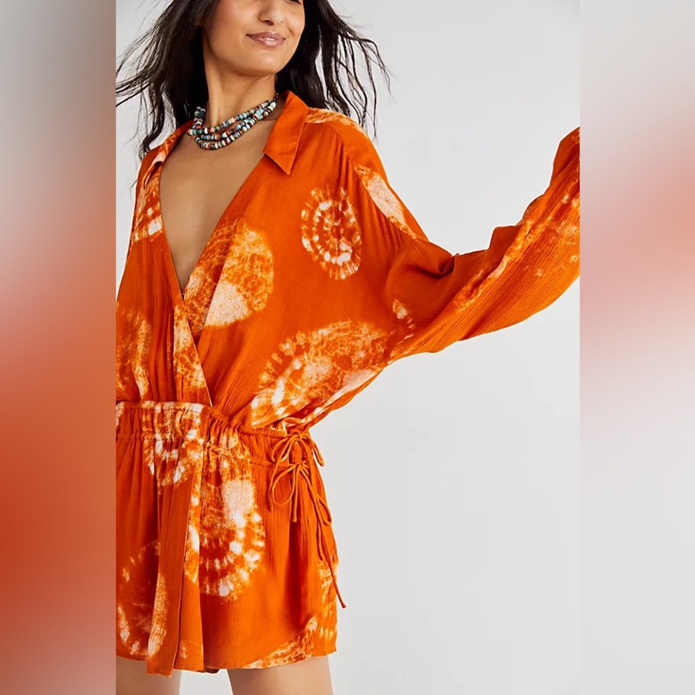 $128 FREE PEOPLE Marla burnt orange white tie dye romper M/L
